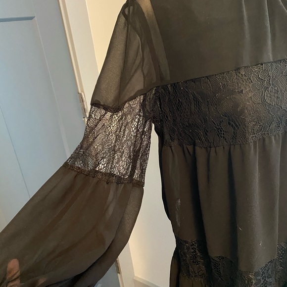 BCBGeneration Women’s Lace Insert dress, black xs - Picture 6 of 9